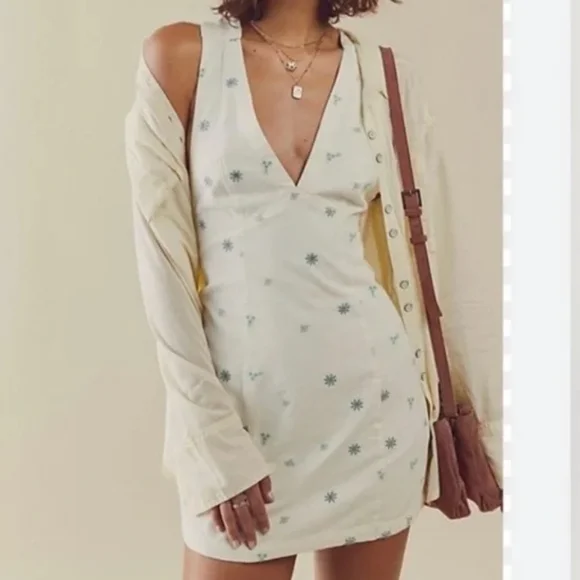 Free People | Dresses | Free People Corinne Floral Embroidered White Denim Cross Back Mini Dress | Poshmark Free People | Dresses | Free People Corinne Floral Embroidered White Denim Cross Back Mini Dress | Poshmark
